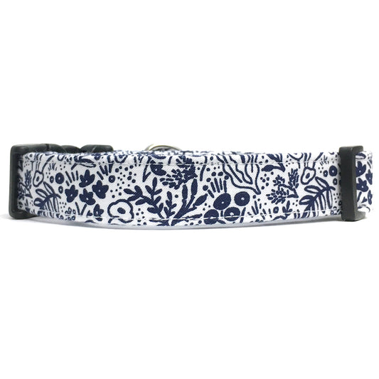 Navy Blue and White Tapestry Lace Dog Collar