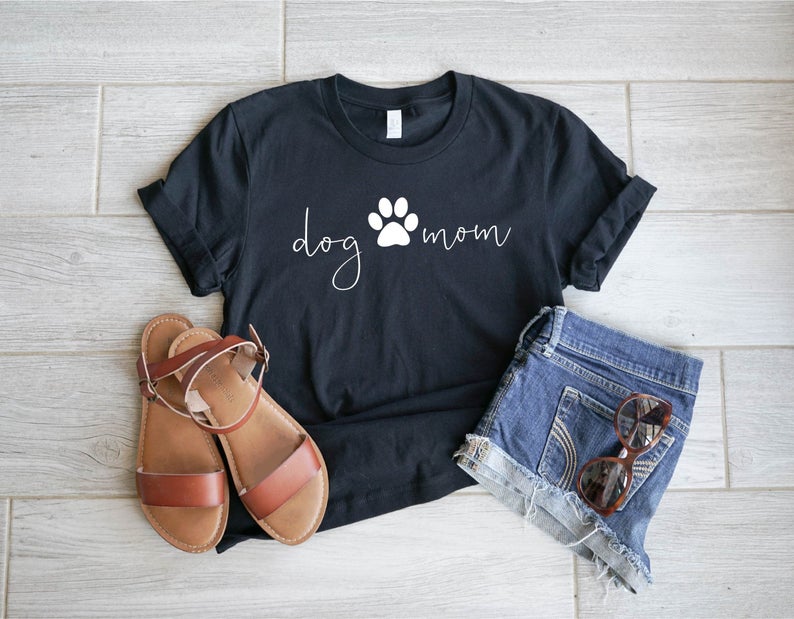 dog mom t-shirt