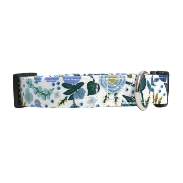 Wild Rose Blue Metallic Floral Collar - Image 3