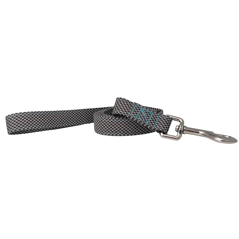 Dark Charcoal Gray and White Crosshatch Plaid Dog Leash